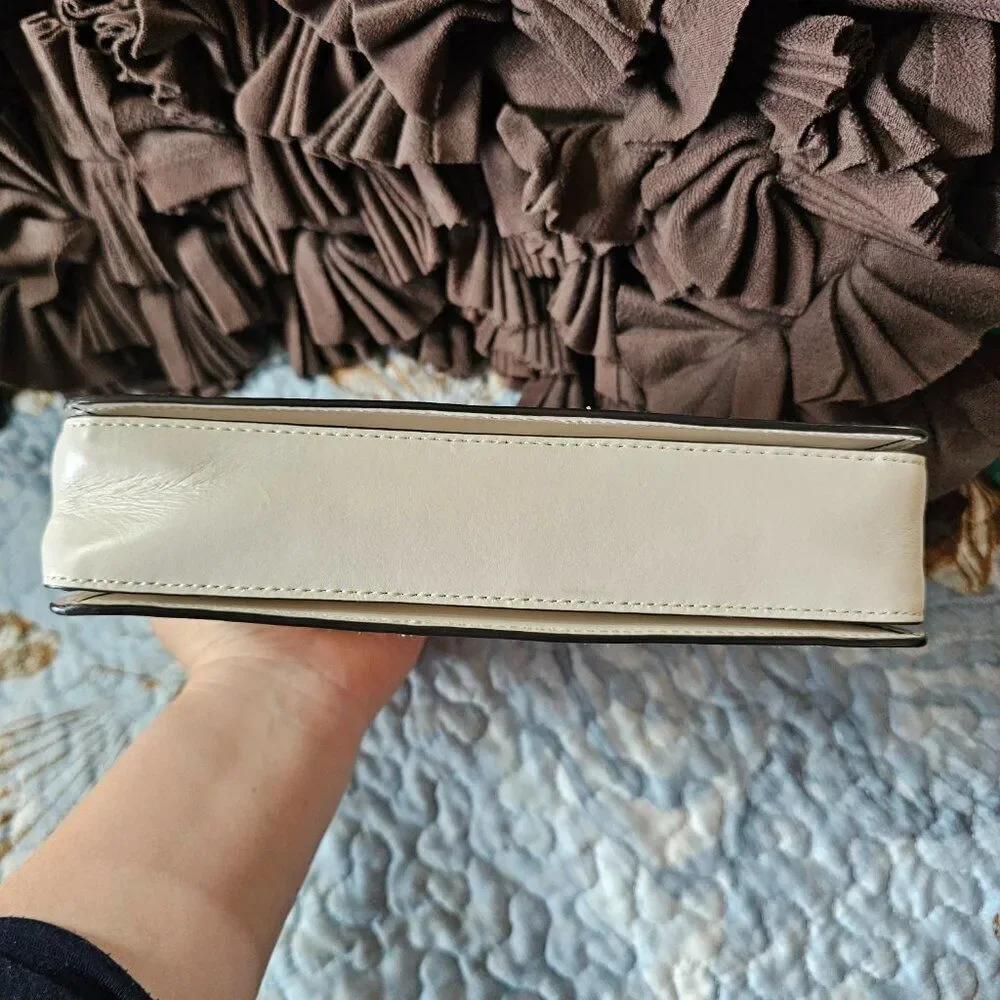 Coach Signature Chain Crossbody Bag Purse In Chalk Leather